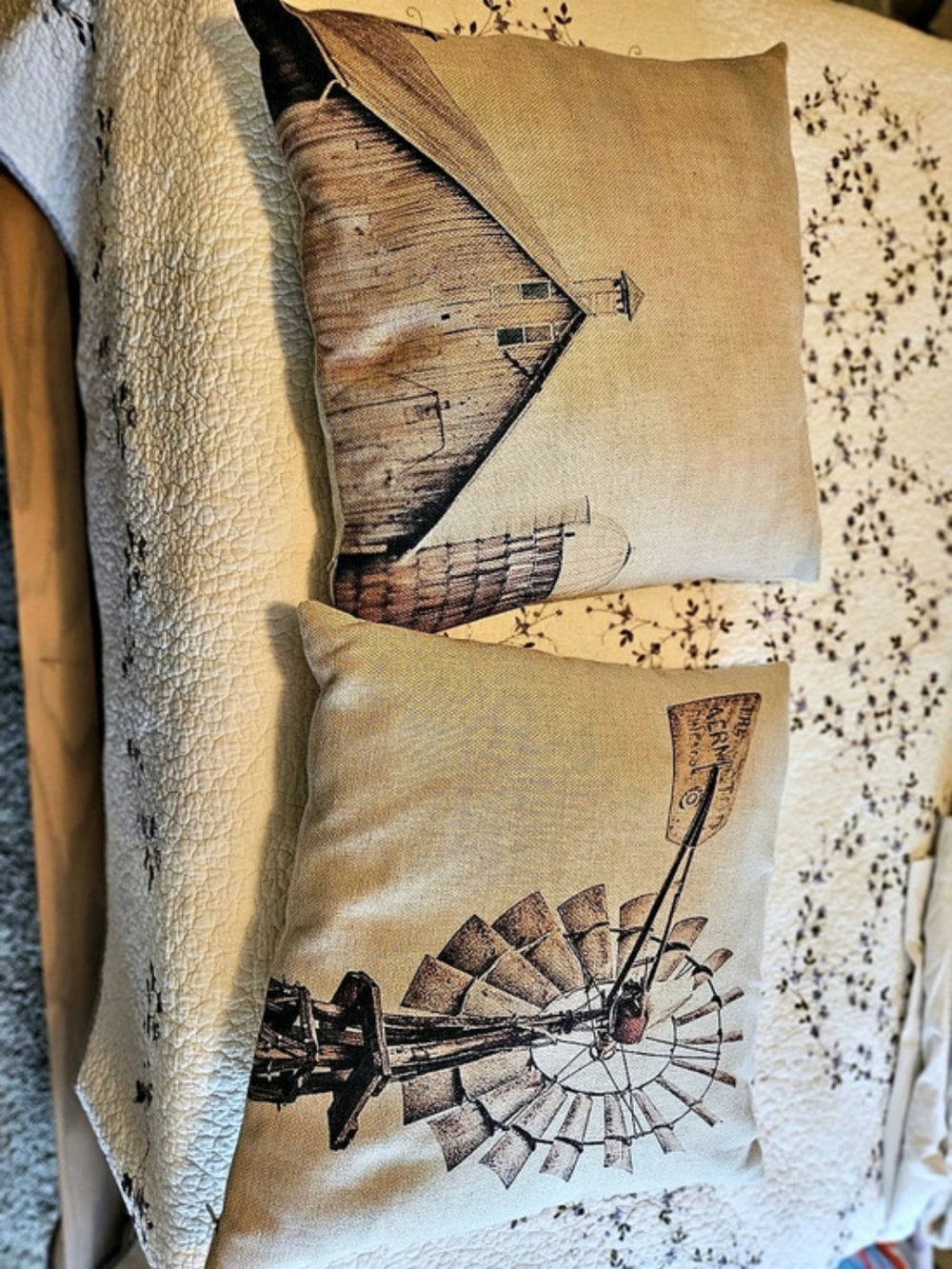 Windmill Accent Pillow Set in Tan & Brown